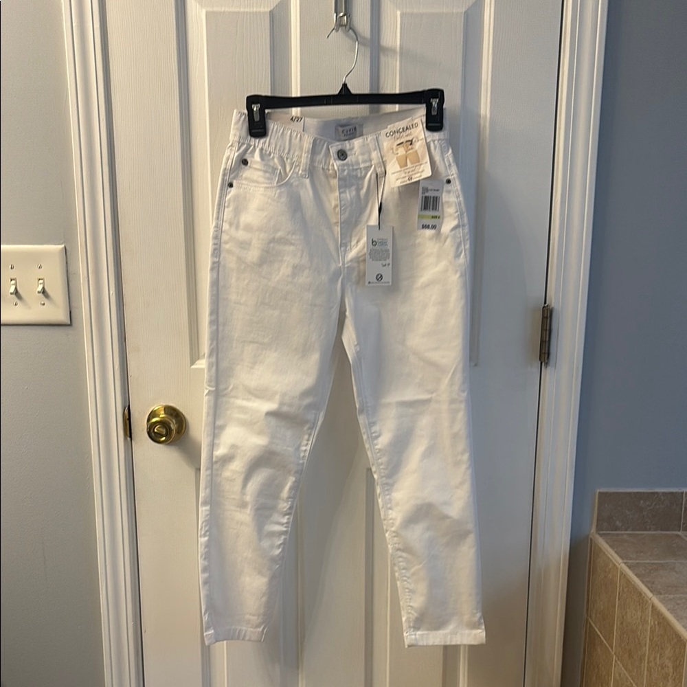 Women's White Straight Leg Jeans